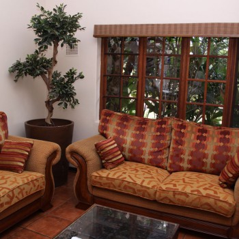 049 Lounge Suite
